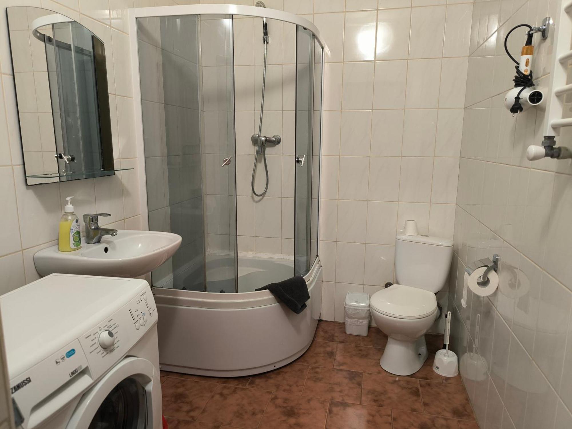 Apartments Domovik Мостова 5 Кв 37 Moekatsjeve Buitenkant foto